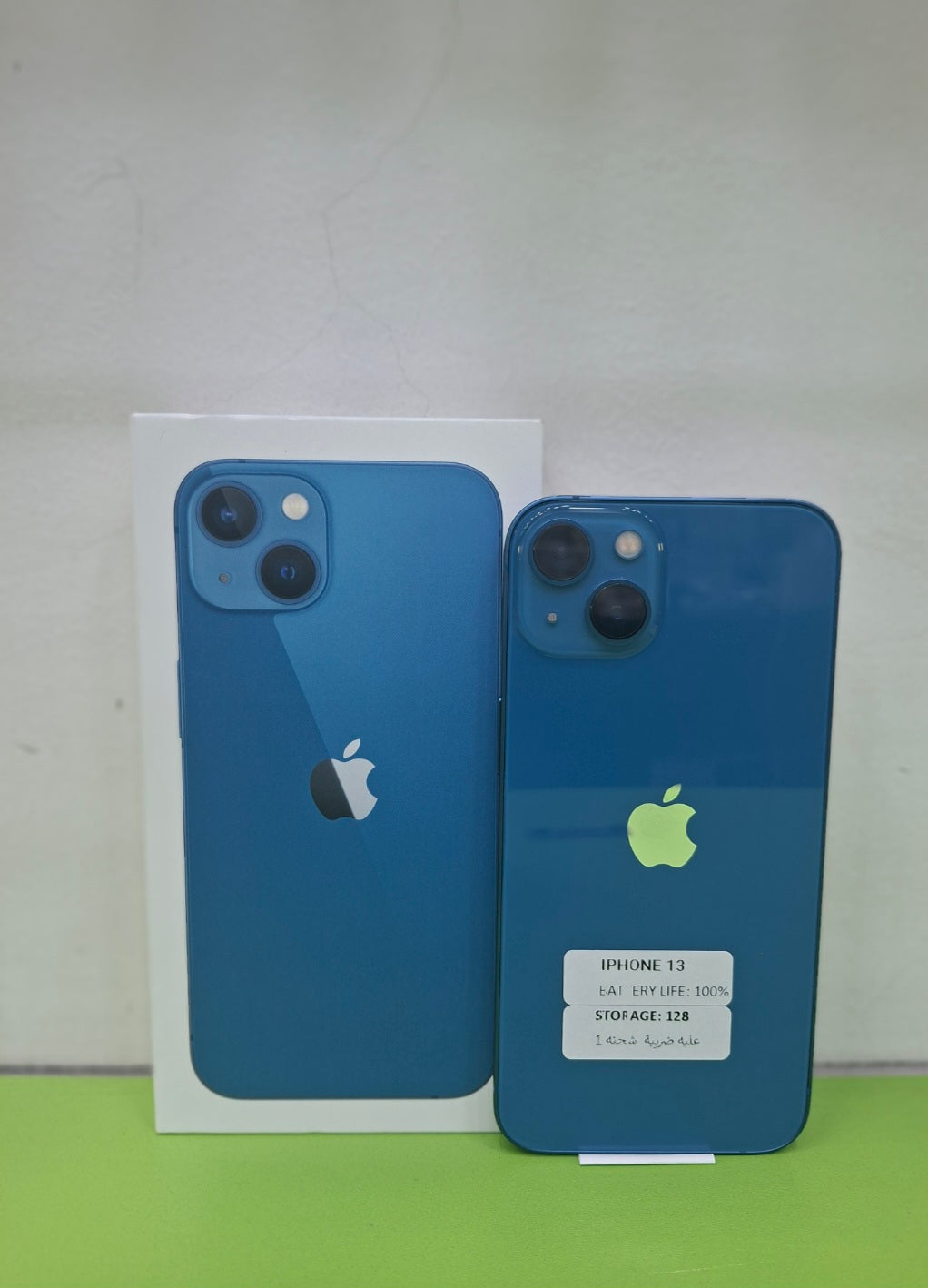 Iphone 13 blue
